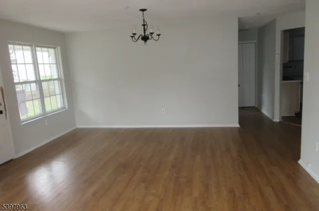 $440,000 | 1360 Oxford Street, Mahwah, NJ 07430