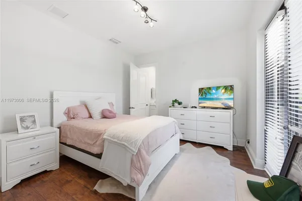 $10,000 | 9564 Aspen Exbury Court, Parkland, FL 33076