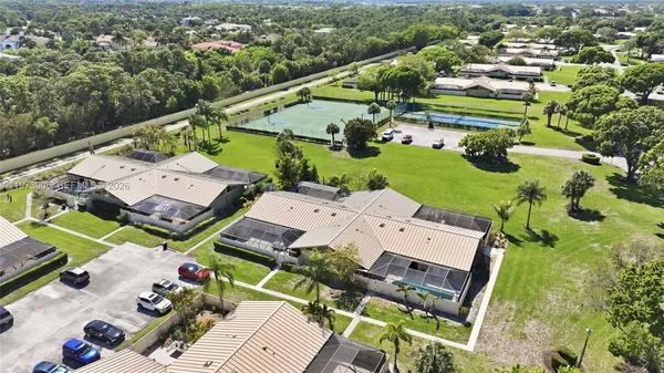 $10,000 | 9564 Aspen Exbury Court, Parkland, FL 33076