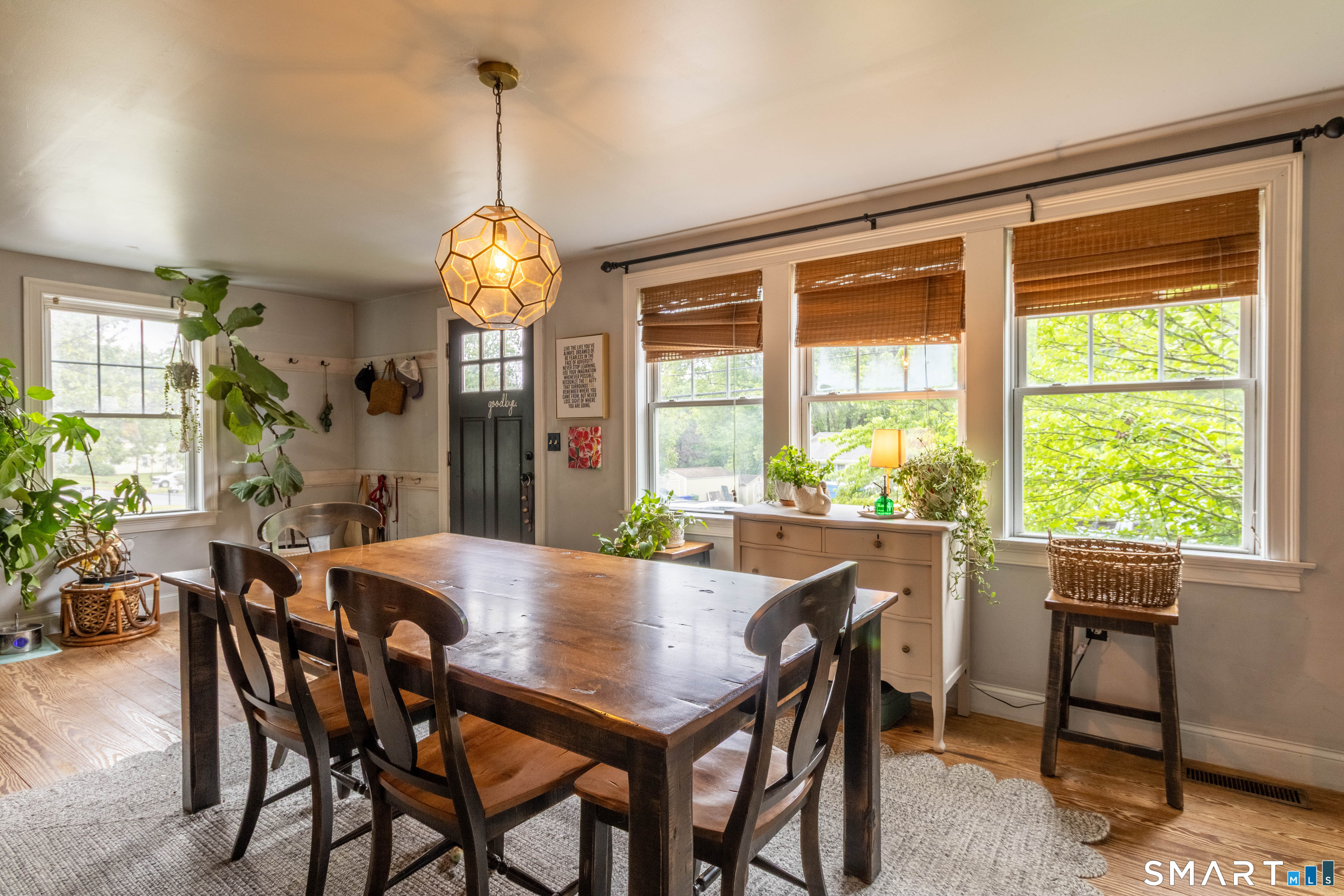 18 Hicksville Road Cromwell, CT 06416 - Photo 8 of 34