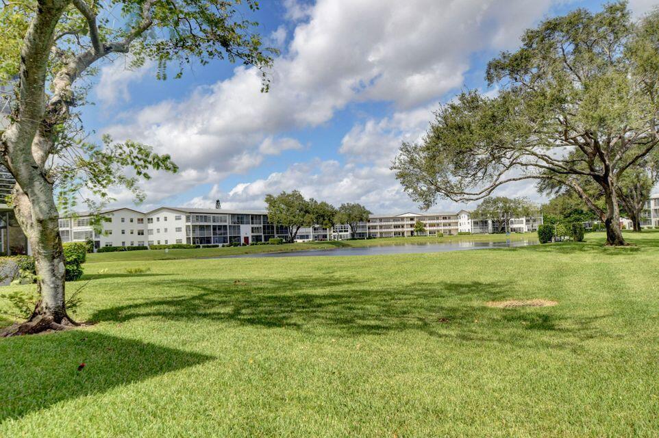 137 Fanshaw D Boca Raton, FL 33434 - Photo 5 of 7 20211022012548304829000000-o