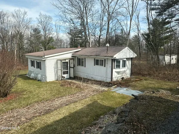 $80,000 | 88 Udell Road, Westerlo, NY 12193