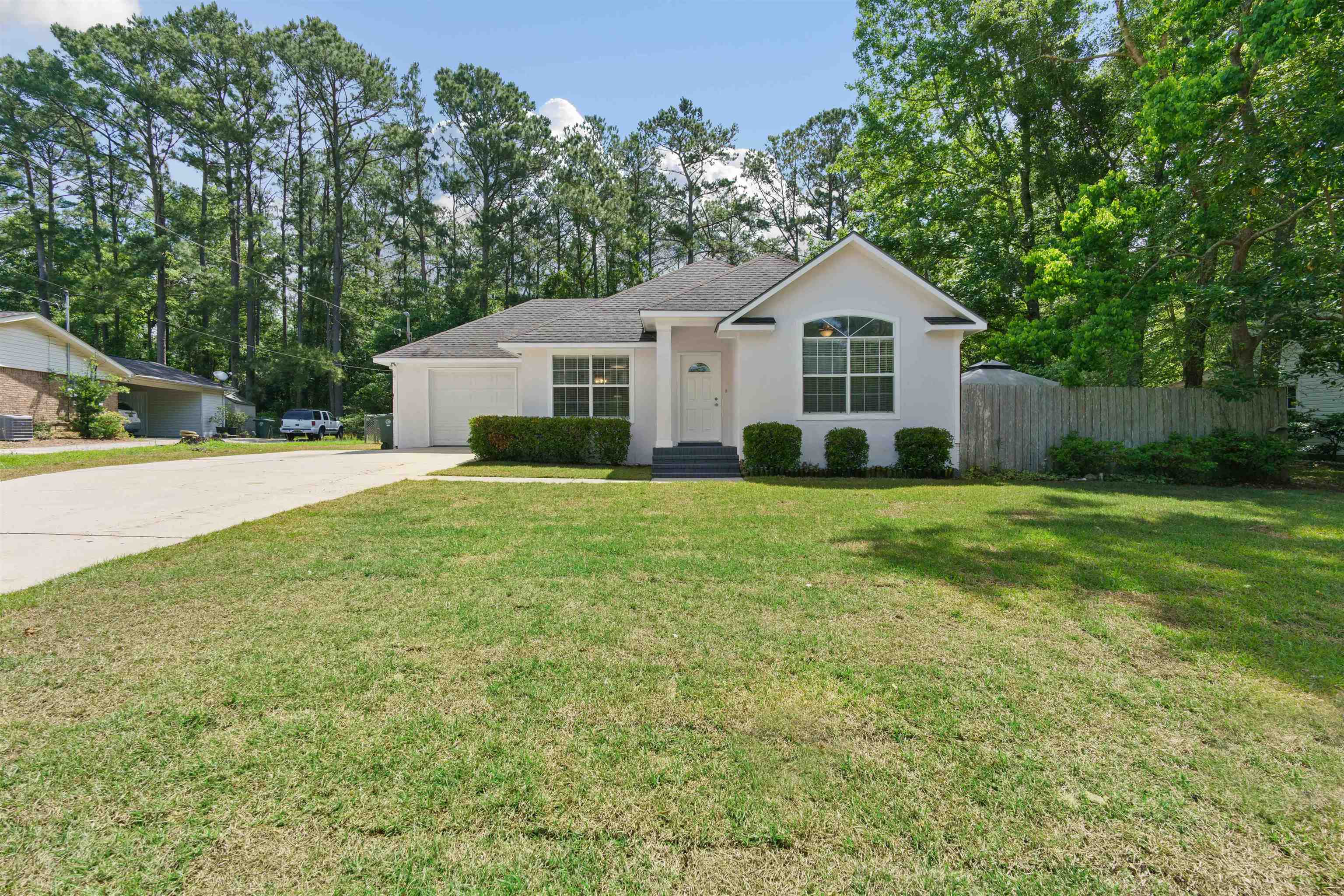 428 Ridgewood Drive Daphne, AL 36526 - Photo 2 of 28