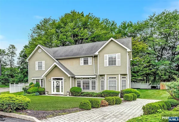 $7,100 | 8 Mary Court, Mahwah, NJ 07430
