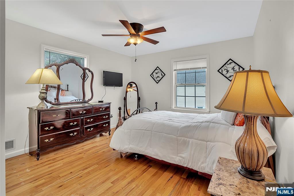 8 Mary Court Mahwah, NJ 07430 - Photo 12 of 20