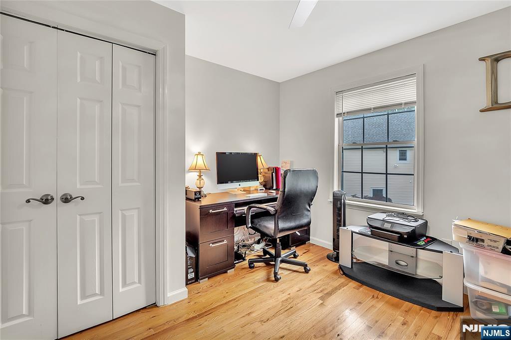 8 Mary Court Mahwah, NJ 07430 - Photo 13 of 20