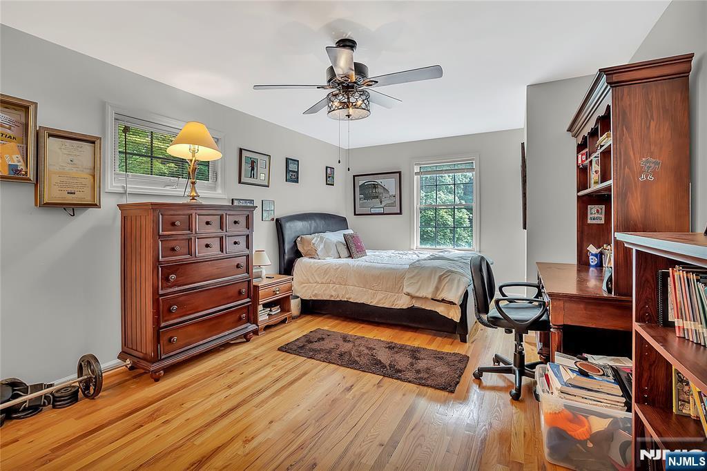 8 Mary Court Mahwah, NJ 07430 - Photo 15 of 20