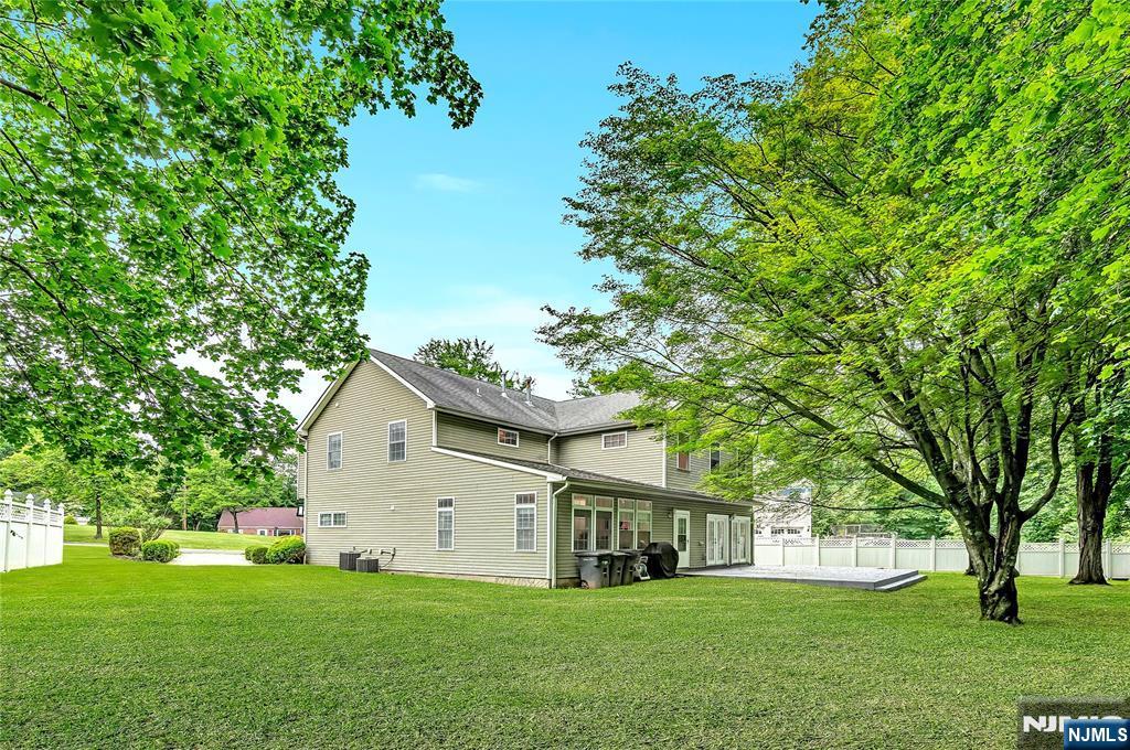 8 Mary Court Mahwah, NJ 07430 - Photo 20 of 20