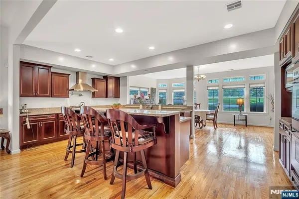 $7,100 | 8 Mary Court, Mahwah, NJ 07430