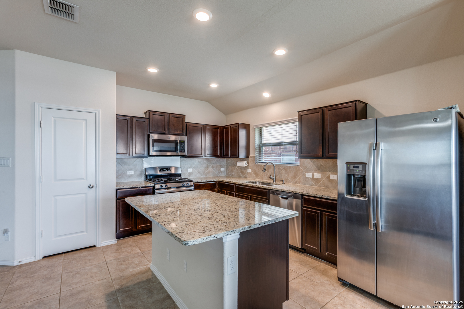 445 Red Morganite Trail Buda, TX 78610 - Photo 8 of 26