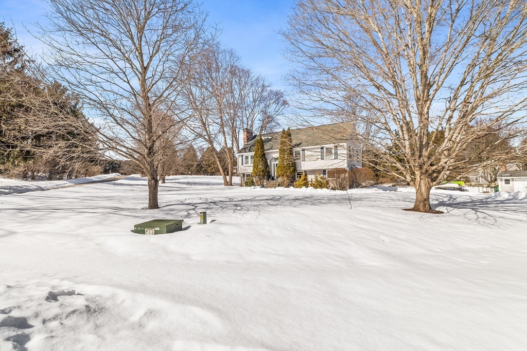 3 Thayer Road Medway, MA 02053 - Photo 3 of 42 Gallery Image 3