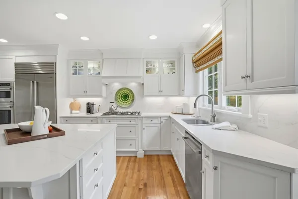 $2,449,000 | 10 South Pasture Lane, Duxbury, MA 02332