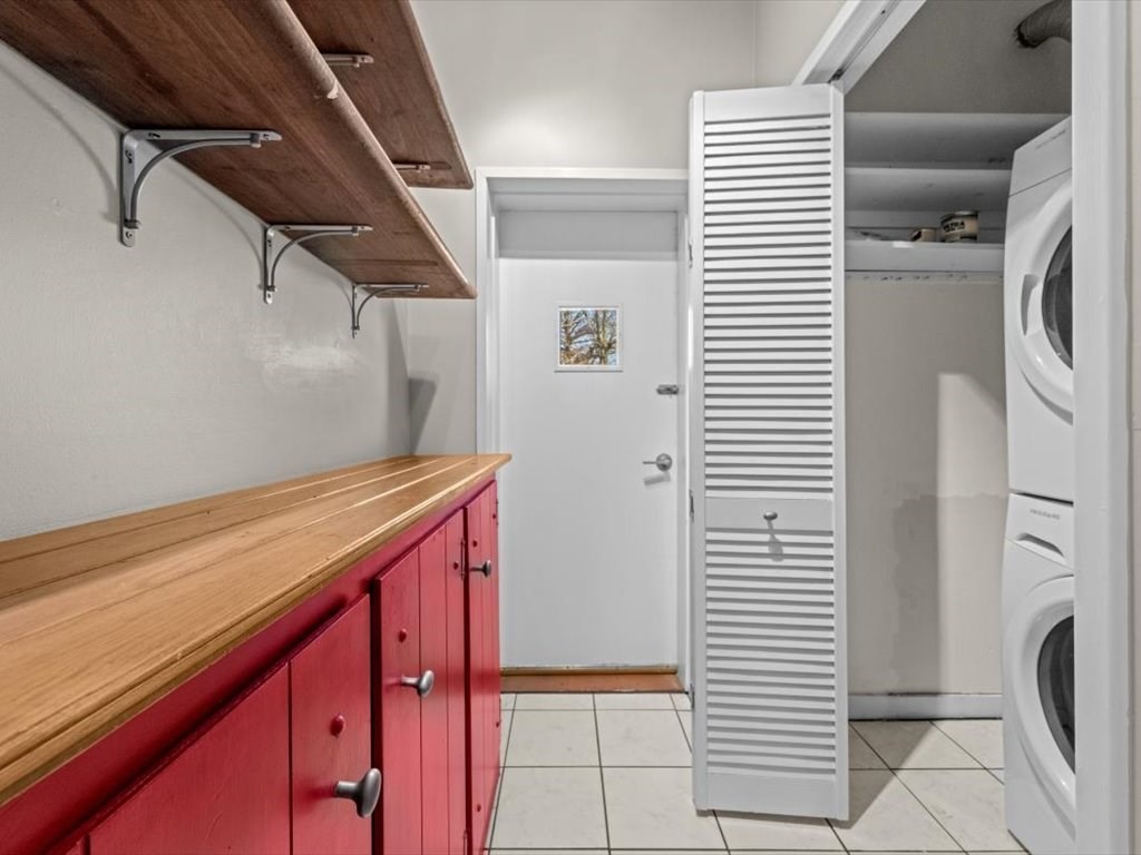 509 Pleasant Street, Unit 14 Melrose, MA 02176 - Photo 26 of 37