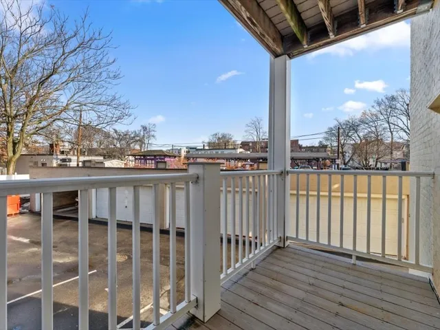 $499,000 | 509 Pleasant Street, Unit 14, Melrose, MA 02176