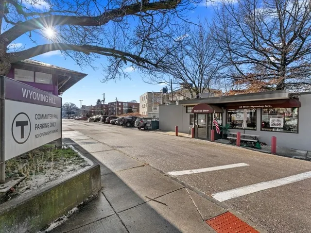 $499,000 | 509 Pleasant Street, Unit 14, Melrose, MA 02176