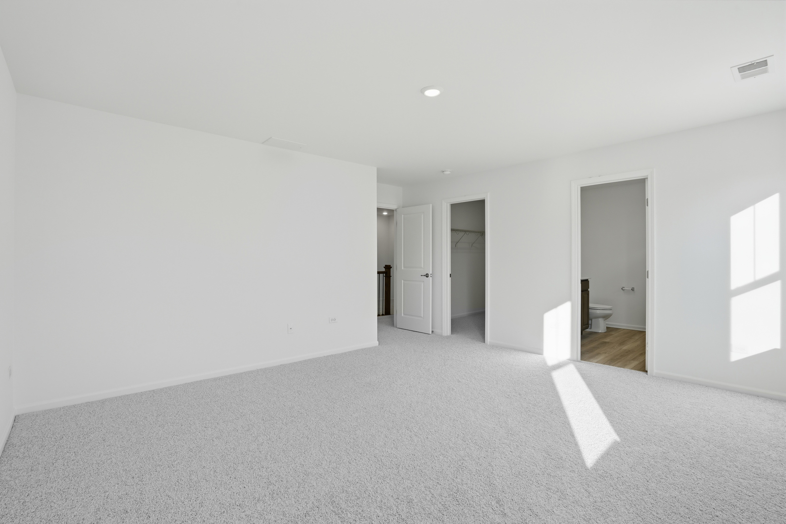 269 Red Oak Circle Volo, IL 60020 - Photo 7 of 17 a view of an empty room