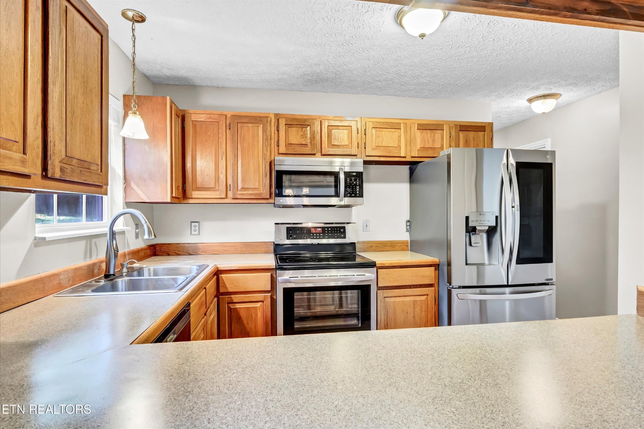 106 East Maiden Lane Oak Ridge, TN 37830 - Photo 11 of 28