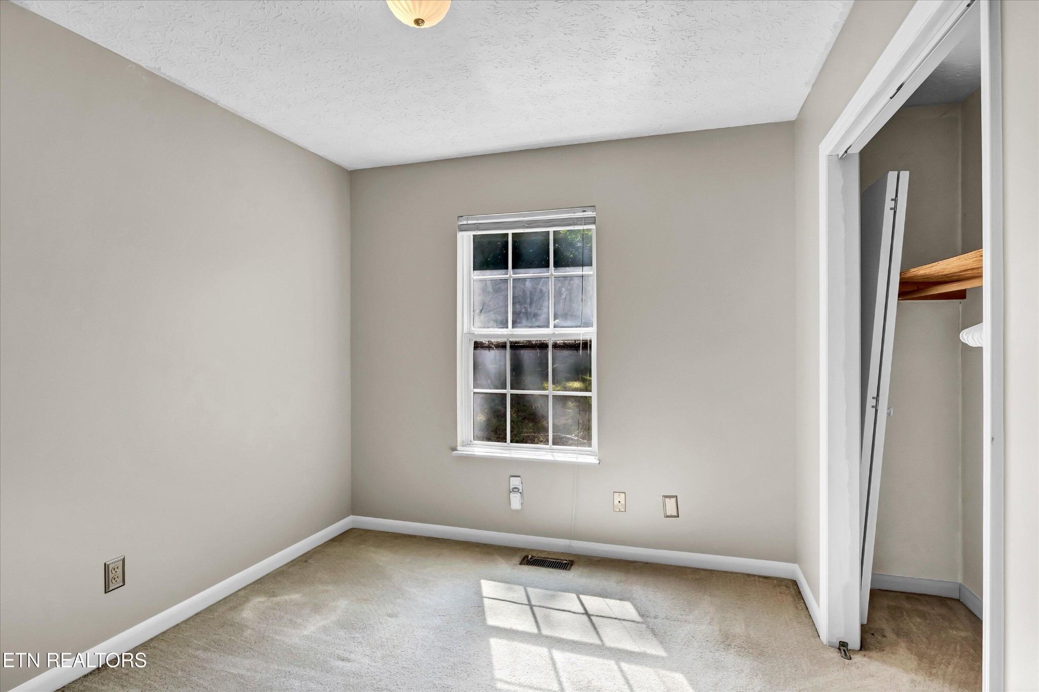 106 East Maiden Lane Oak Ridge, TN 37830 - Photo 19 of 28