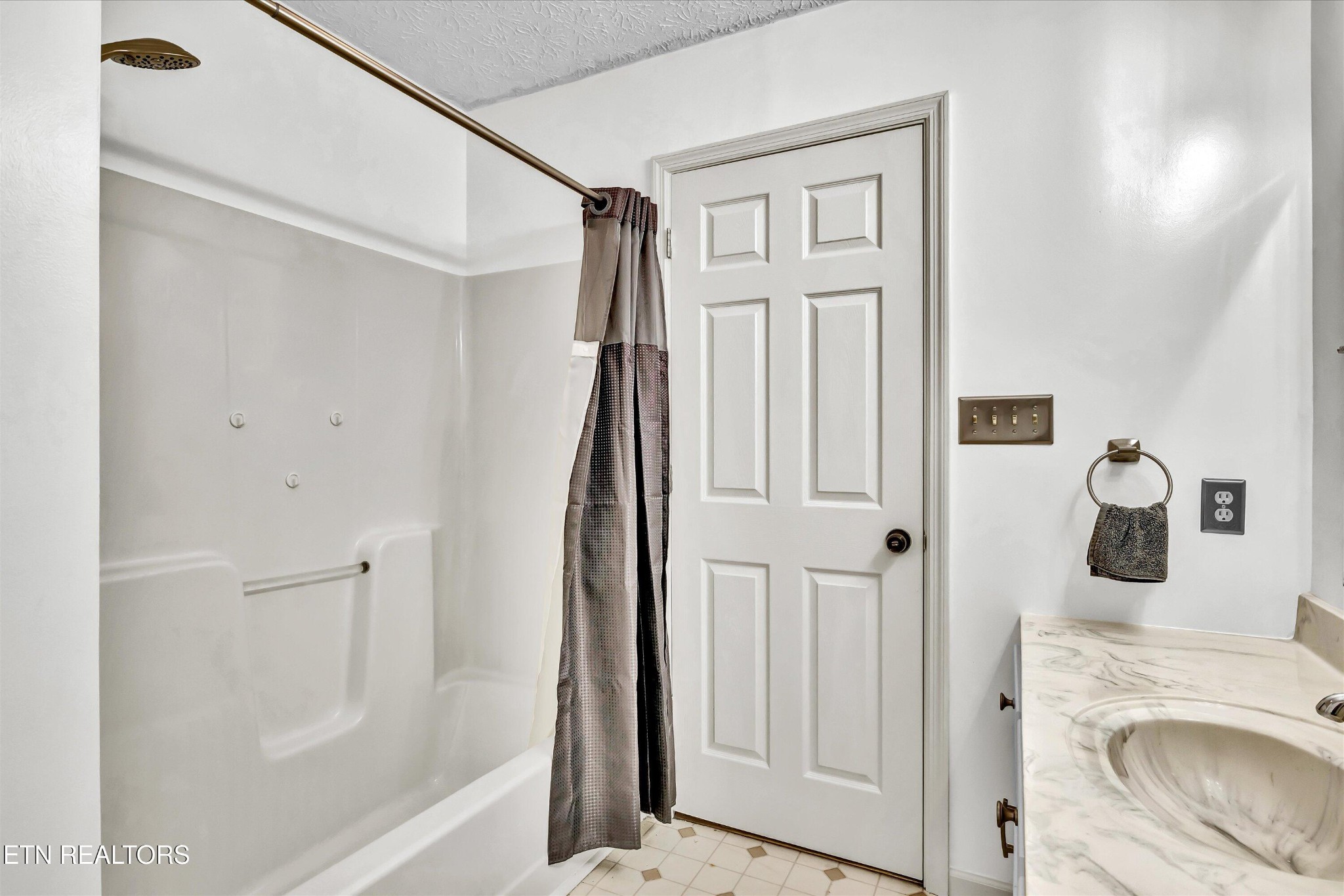 106 East Maiden Lane Oak Ridge, TN 37830 - Photo 21 of 28