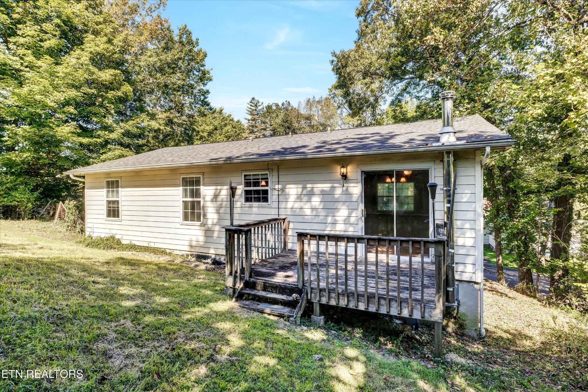 106 East Maiden Lane Oak Ridge, TN 37830 - Photo 26 of 28