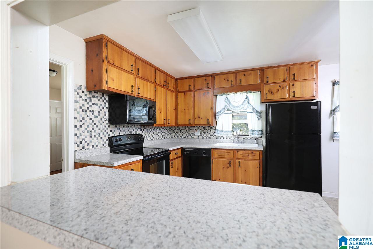 400 Sunhill Road Northwest Birmingham, AL 35215 - Photo 10 of 21