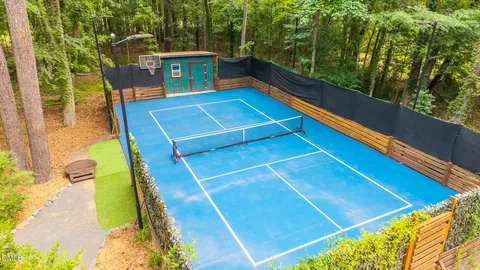 $969,000 | 1020 Burning Tree Drive, Chapel Hill, NC 27517