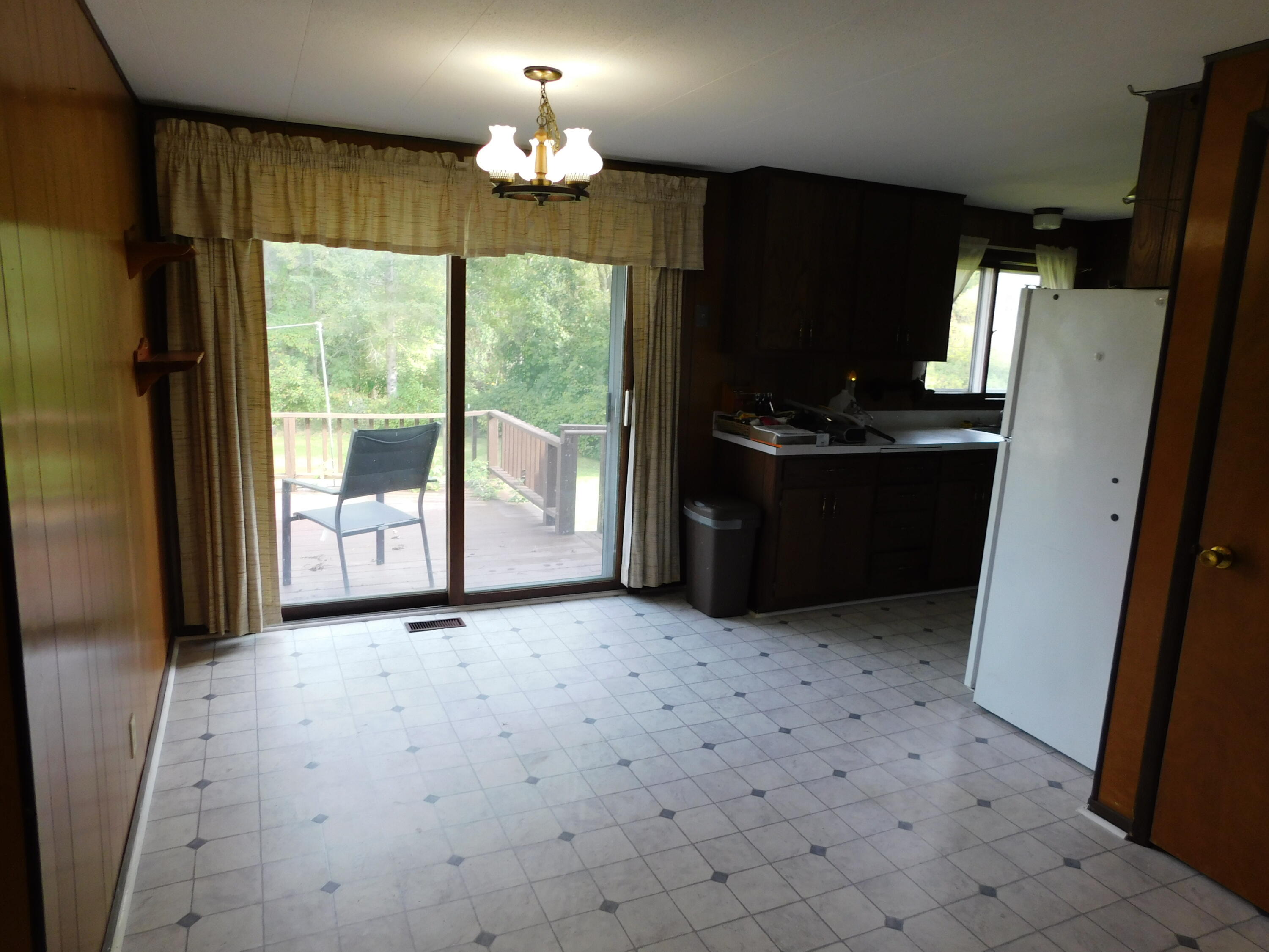 501 Obrien Drive Cheboygan, MI 49721 - Photo 11 of 32 DSCN0980