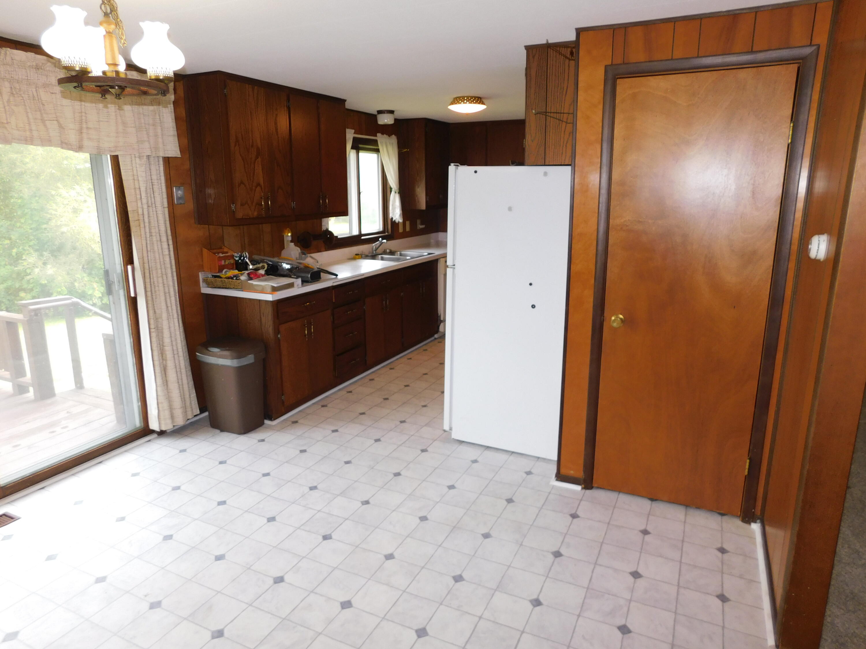 501 Obrien Drive Cheboygan, MI 49721 - Photo 22 of 32 DSCN1016