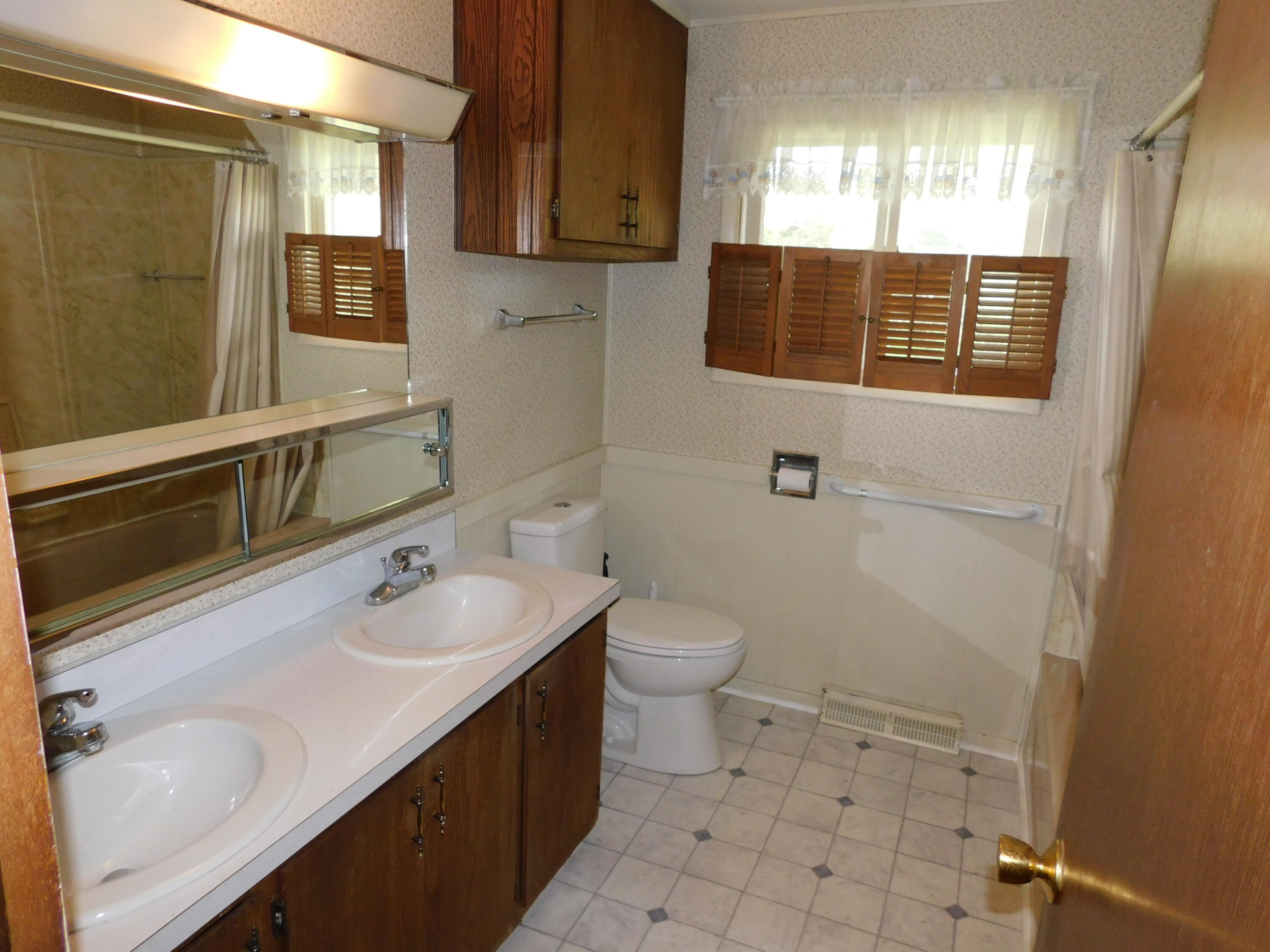 501 Obrien Drive Cheboygan, MI 49721 - Photo 26 of 32 DSCN0983