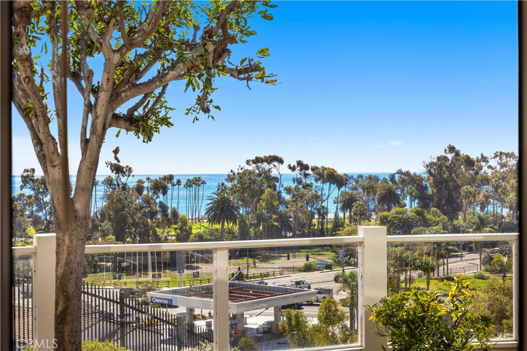 34152 Cambridge Road Dana Point, CA 92629 - Photo 60 of 70 a view of a balcony with mountain view