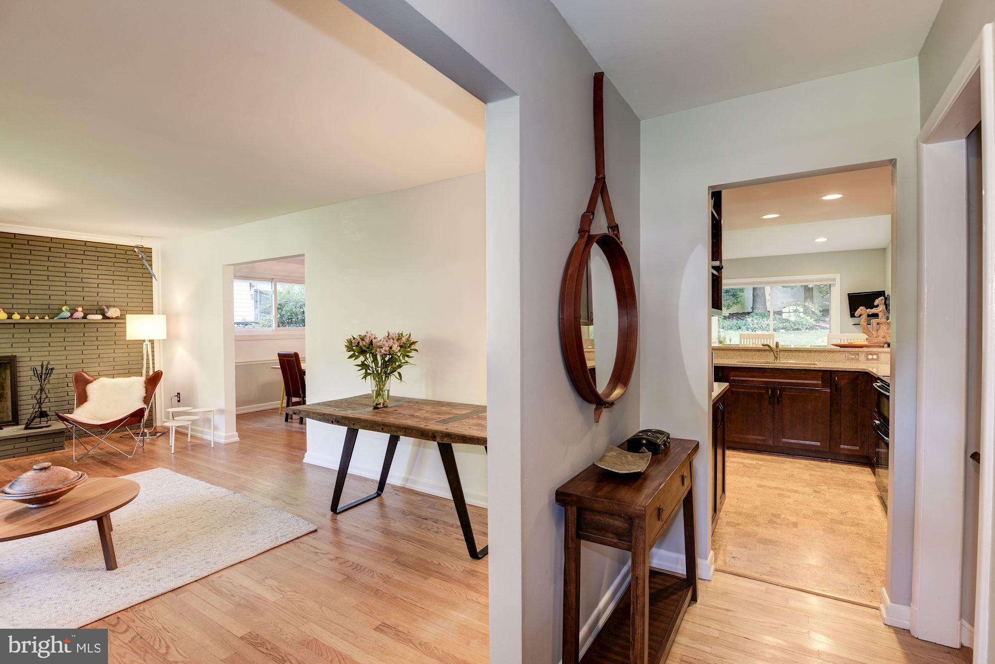 9407 Crosby Road Silver Spring, MD 20910 - Photo 2 of 36 Gallery Image 2