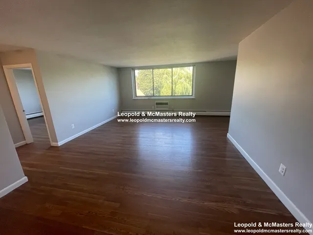 $3,825 | 519 Washington Street, Unit 12, Brookline, MA 02446