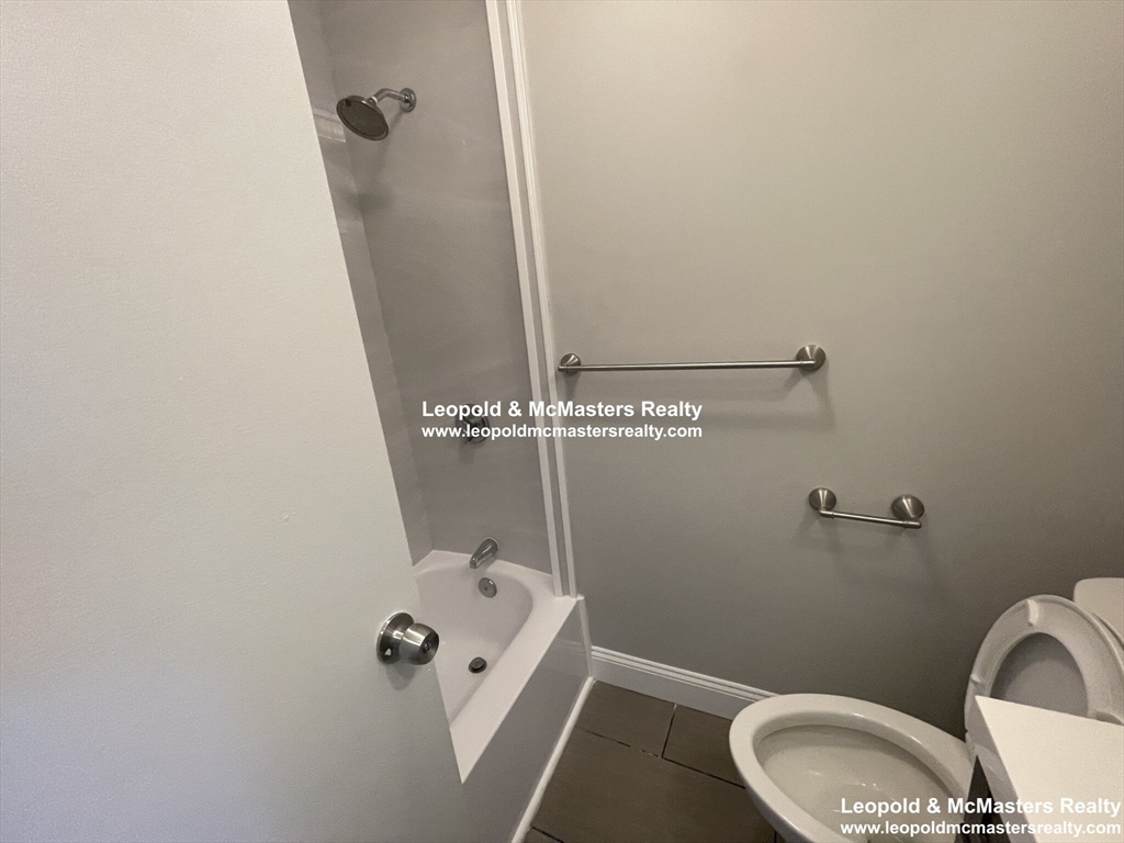 519 Washington Street, Unit 12 Brookline, MA 02446 - Photo 8 of 8