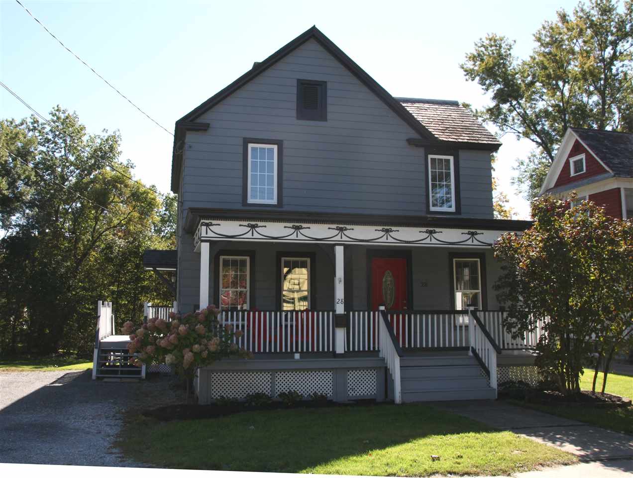 28 Crescent Street Rutland, VT 05701 - Photo 1 of 19