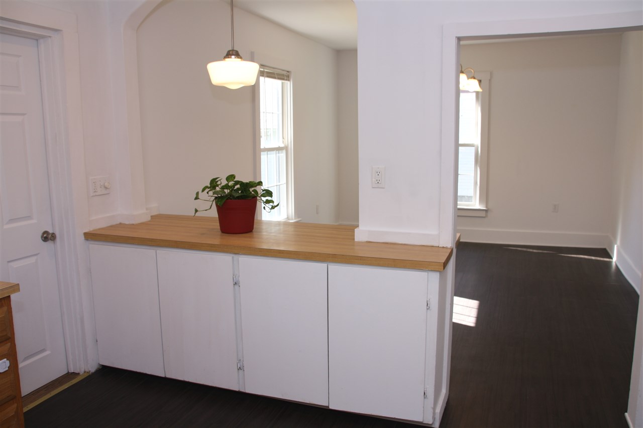 28 Crescent Street Rutland, VT 05701 - Photo 11 of 19