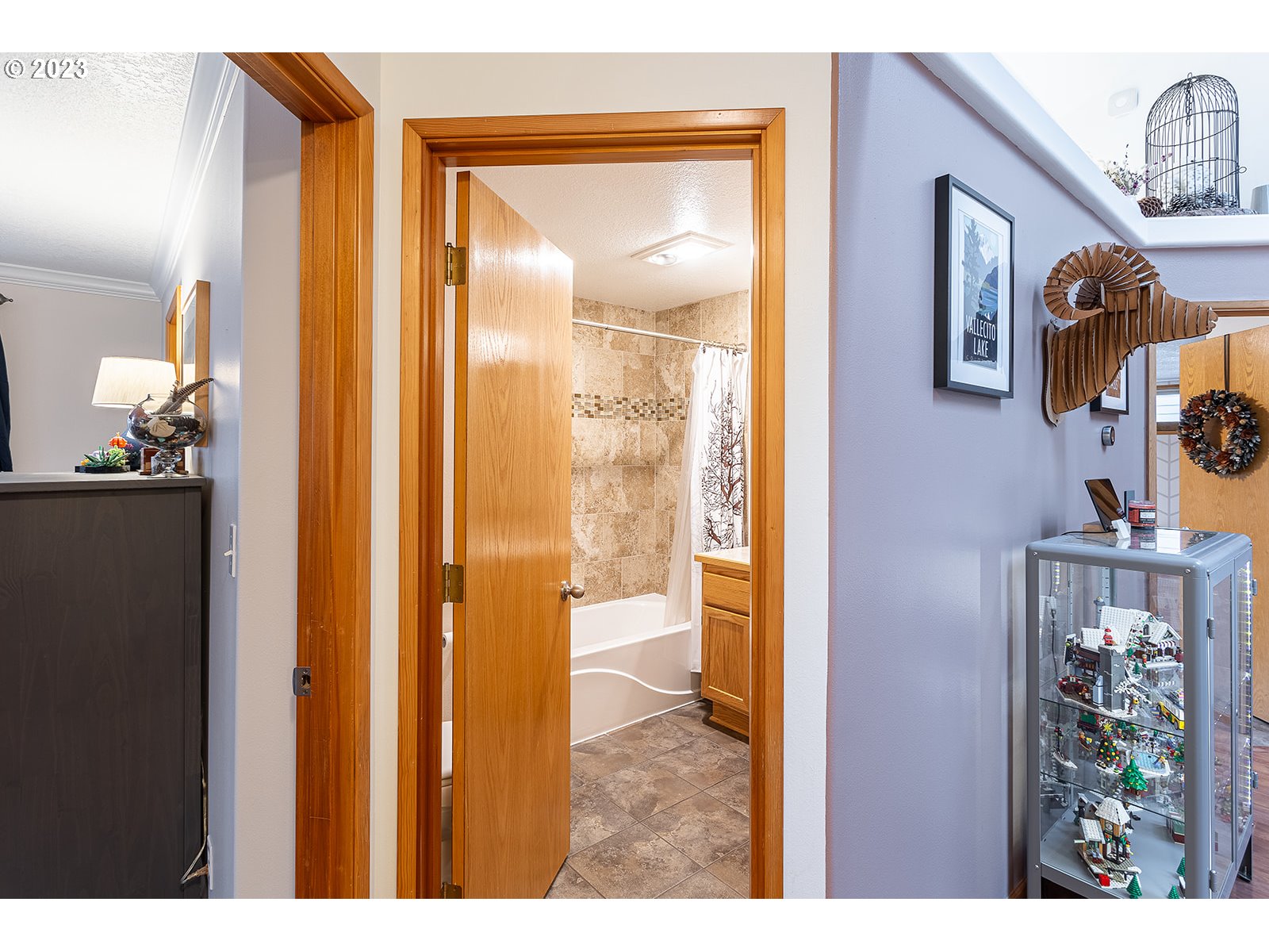 4010 Torrington Avenue Eugene, OR 97404 - Photo 18 of 35 a view of a bathroom from a corridor