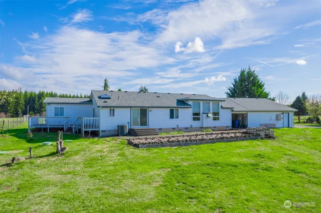 $625,000 | 782 South Military Road, Winlock, WA 98596