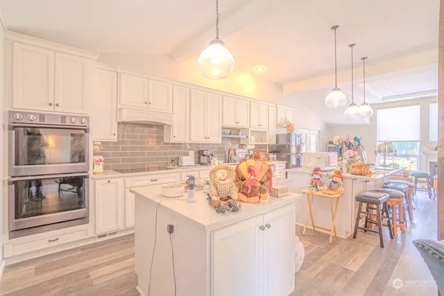 $625,000 | 782 South Military Road, Winlock, WA 98596