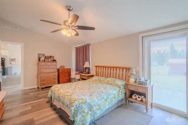 $625,000 | 782 South Military Road, Winlock, WA 98596