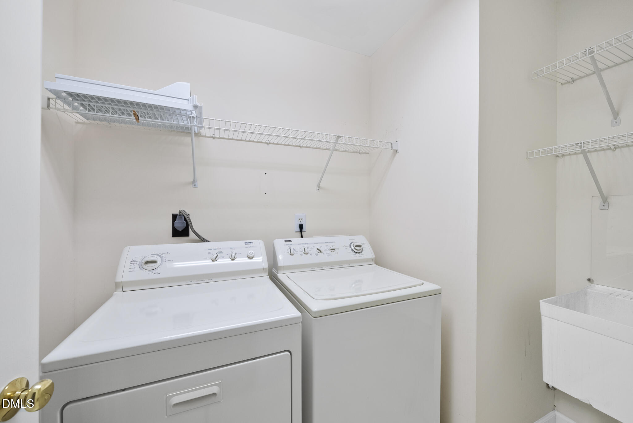 4221 Glen Erin Way Raleigh, NC 27613 - Photo 30 of 54 DSC06625