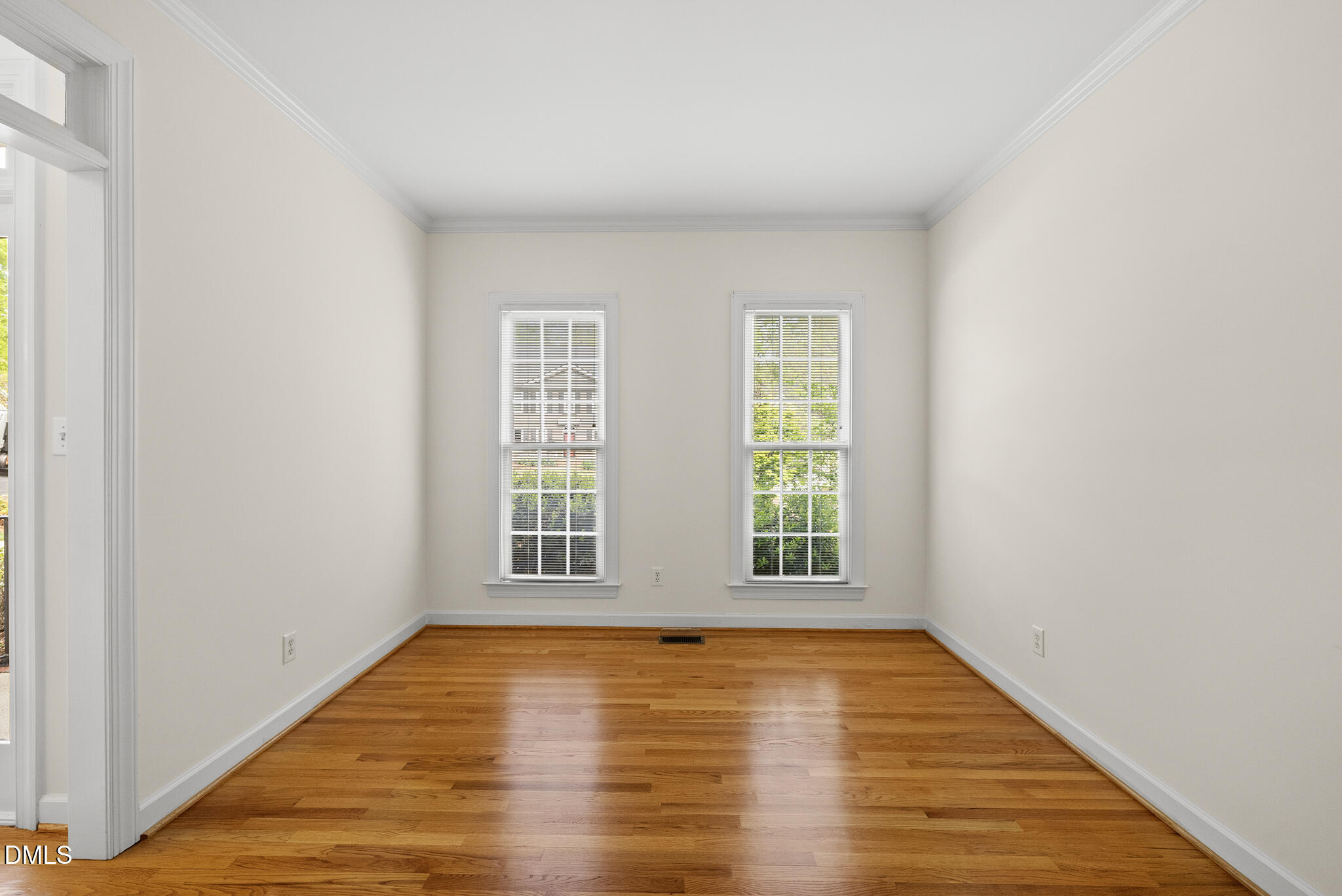 4221 Glen Erin Way Raleigh, NC 27613 - Photo 5 of 54 DSC06538