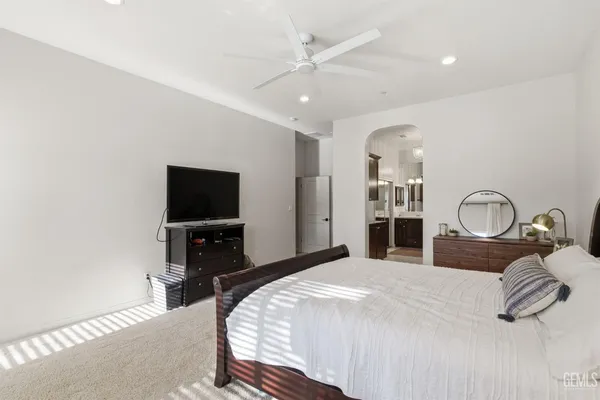 $689,800 | Undisclosed Address, Bakersfield, CA 93314