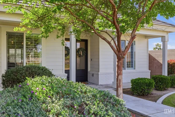 $689,800 | Undisclosed Address, Bakersfield, CA 93314