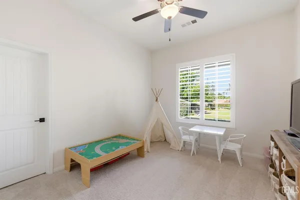$689,800 | Undisclosed Address, Bakersfield, CA 93314