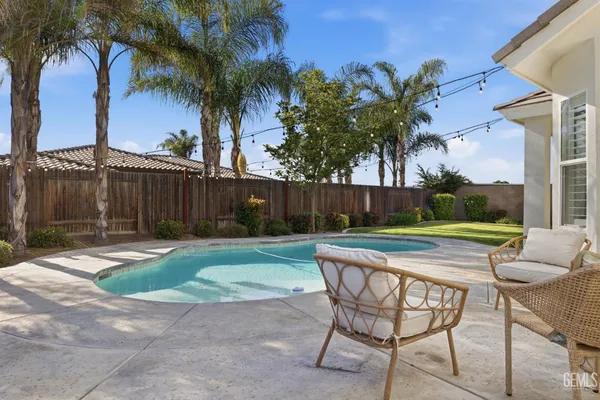 $689,800 | Undisclosed Address, Bakersfield, CA 93314