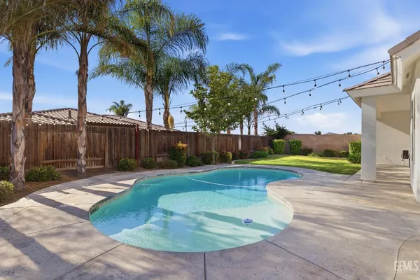 $689,800 | Undisclosed Address, Bakersfield, CA 93314