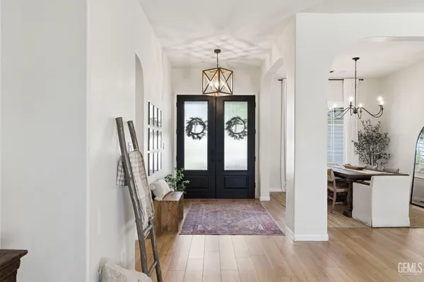 $689,800 | Undisclosed Address, Bakersfield, CA 93314