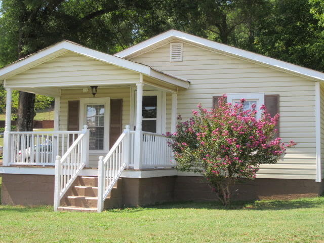 815 Mission Ridge Road Rossville, GA 30741 - Photo 2 of 15 Front