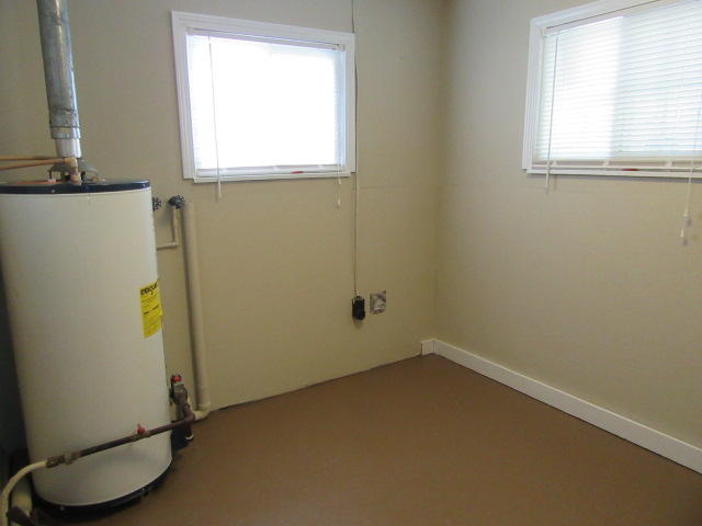 815 Mission Ridge Road Rossville, GA 30741 - Photo 14 of 15 Laundry Room