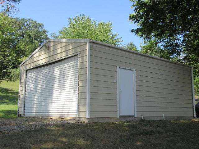 815 Mission Ridge Road Rossville, GA 30741 - Photo 3 of 15 20x25 Garage